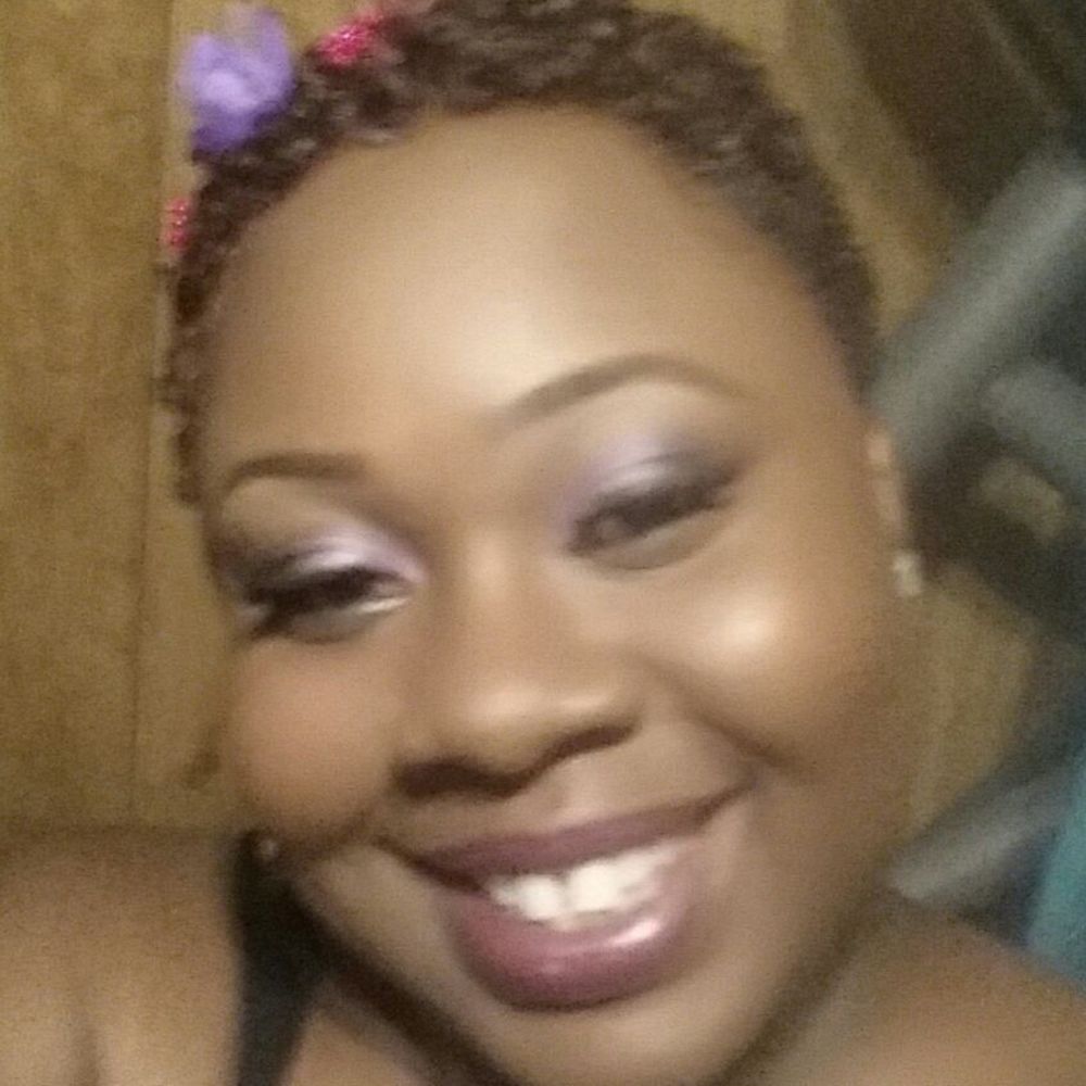 Meet your Posher, Angelique